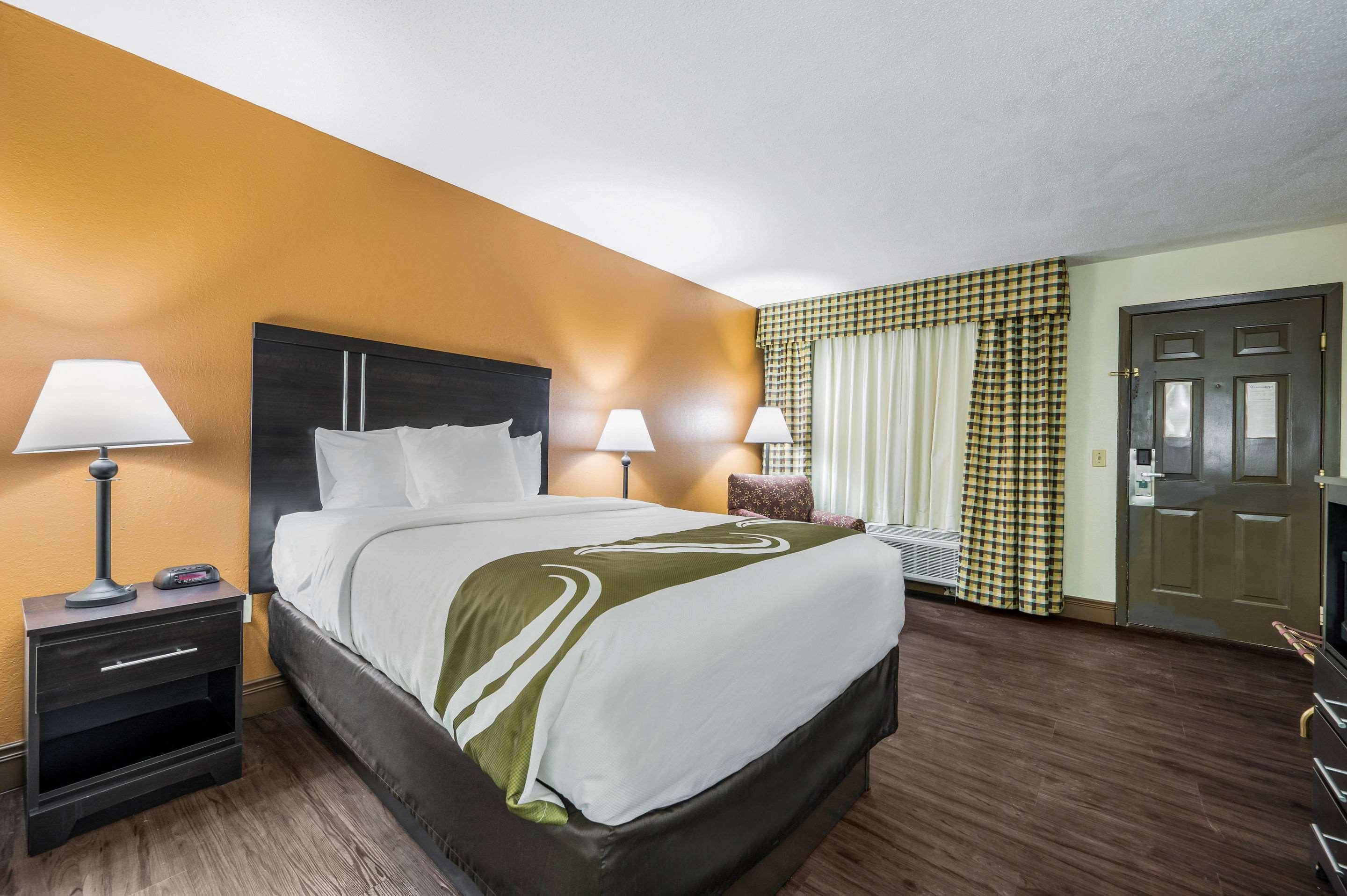 Quality Inn & Suites Corinth West Zewnętrze zdjęcie