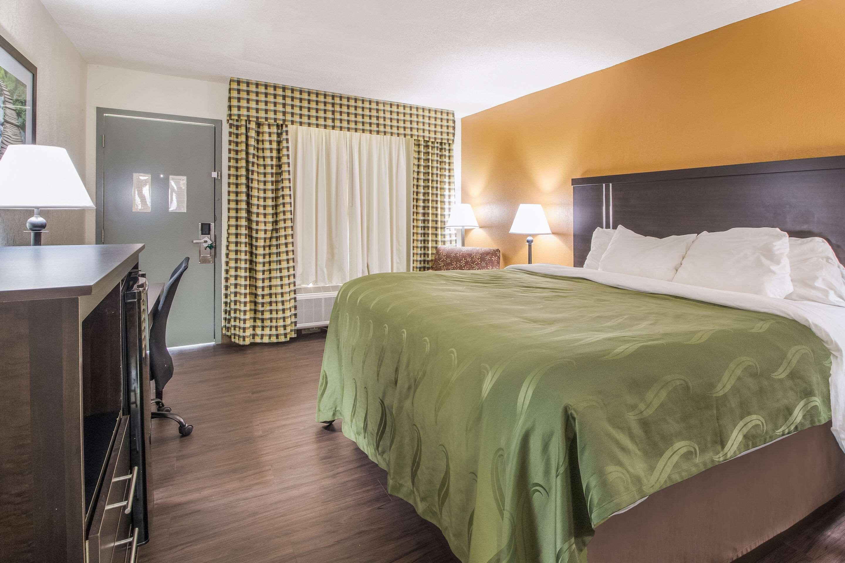 Quality Inn & Suites Corinth West Zewnętrze zdjęcie