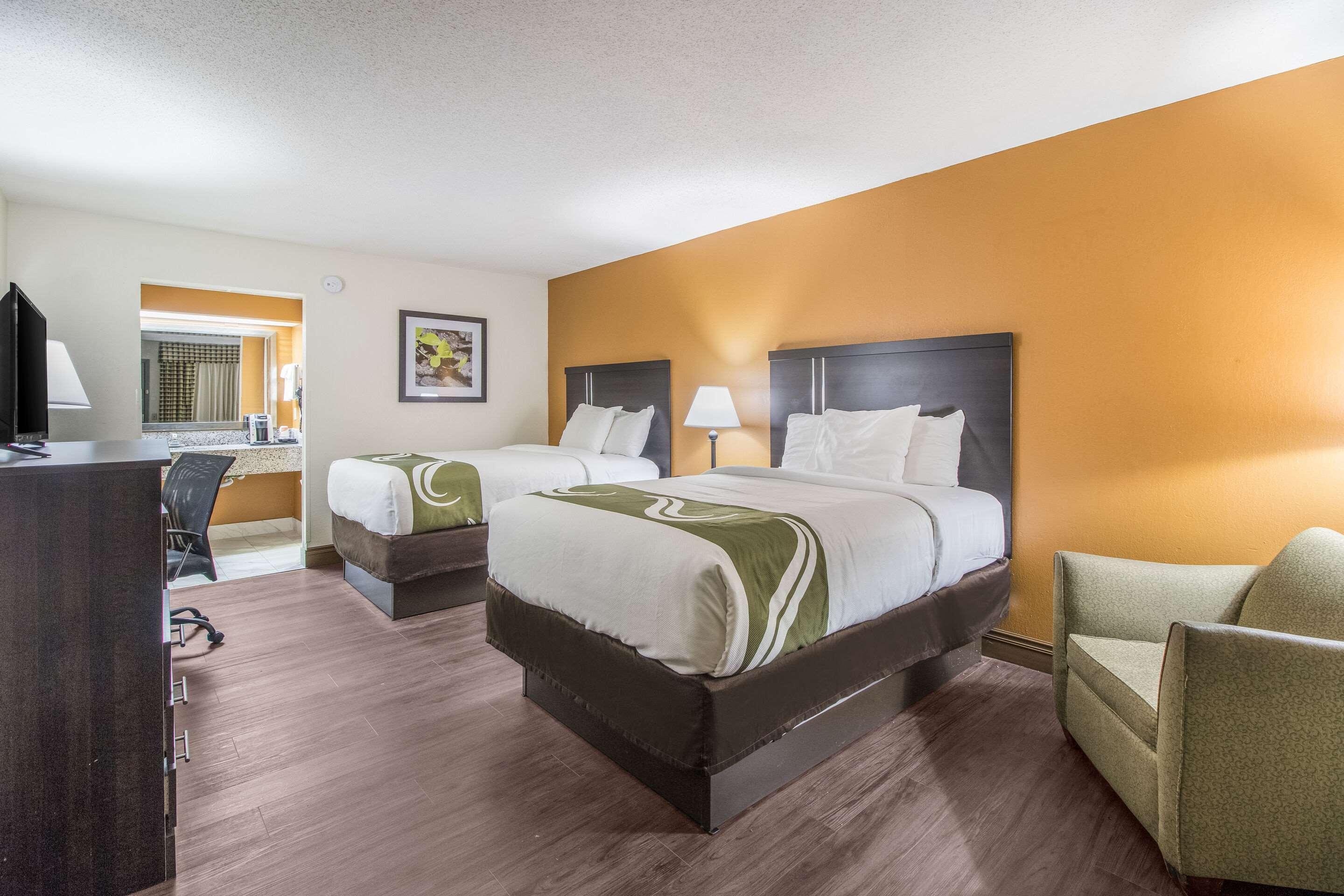 Quality Inn & Suites Corinth West Zewnętrze zdjęcie