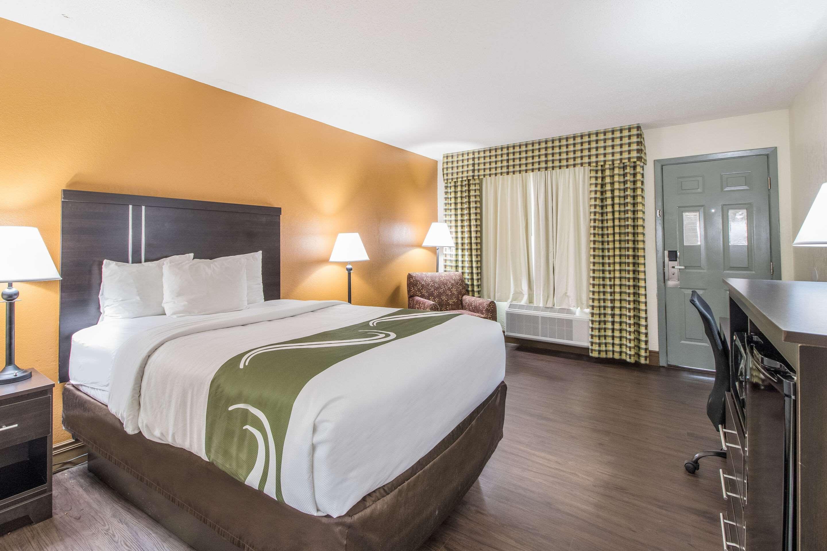 Quality Inn & Suites Corinth West Zewnętrze zdjęcie