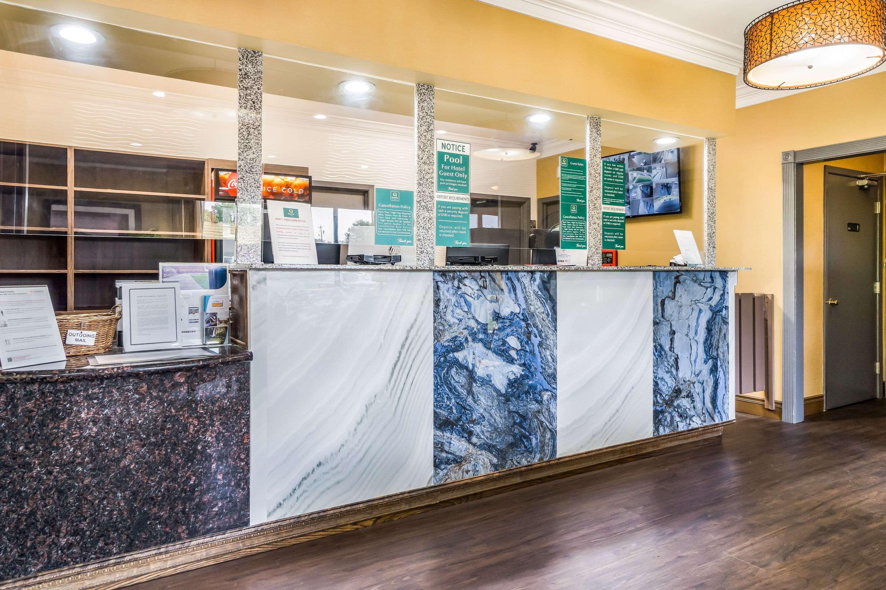 Quality Inn & Suites Corinth West Zewnętrze zdjęcie