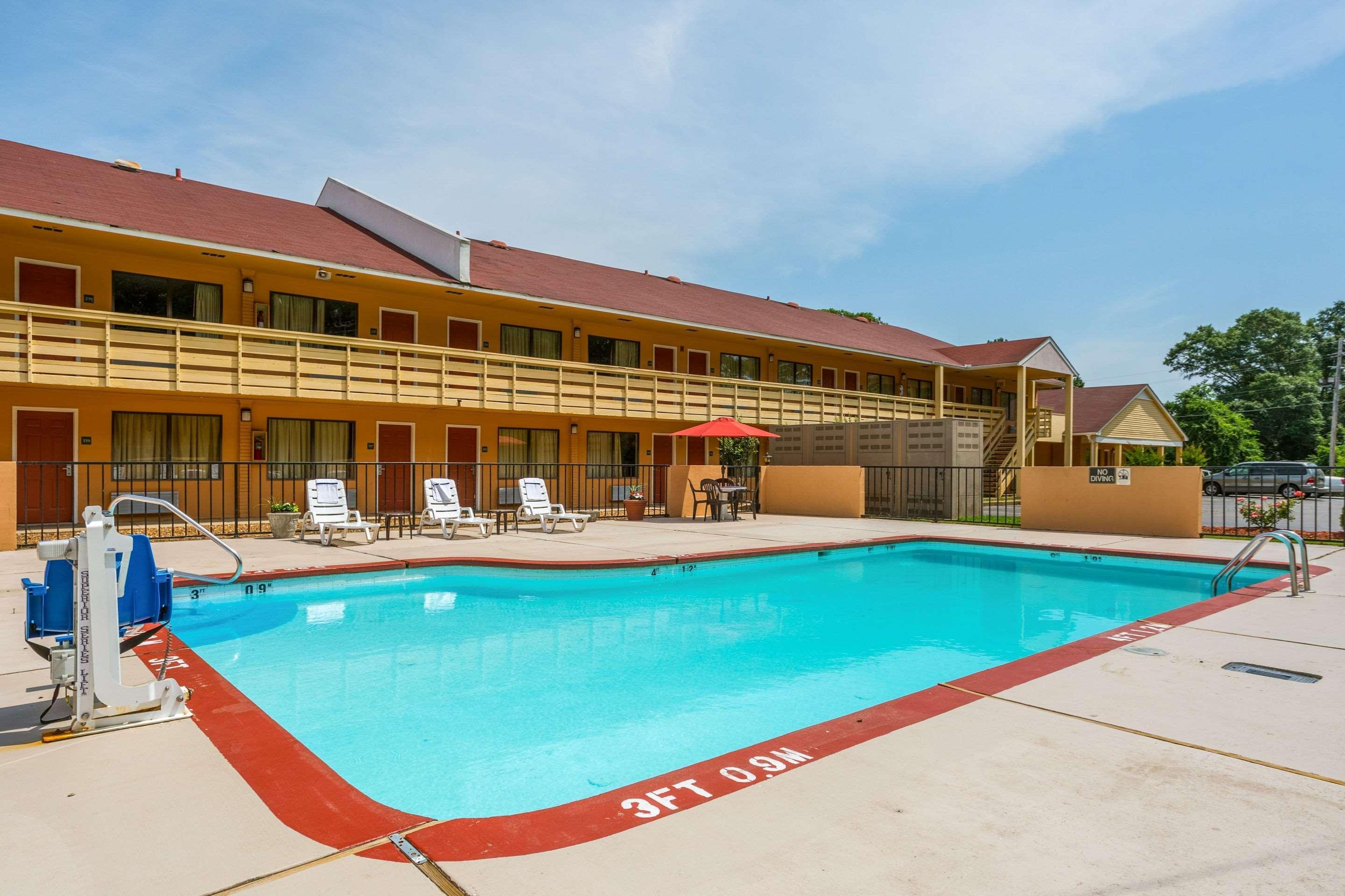 Quality Inn & Suites Corinth West Zewnętrze zdjęcie