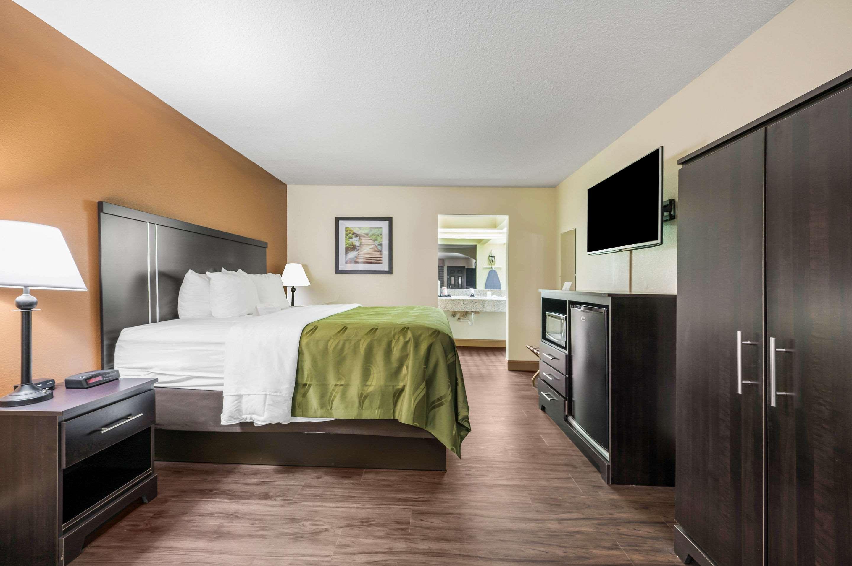 Quality Inn & Suites Corinth West Zewnętrze zdjęcie