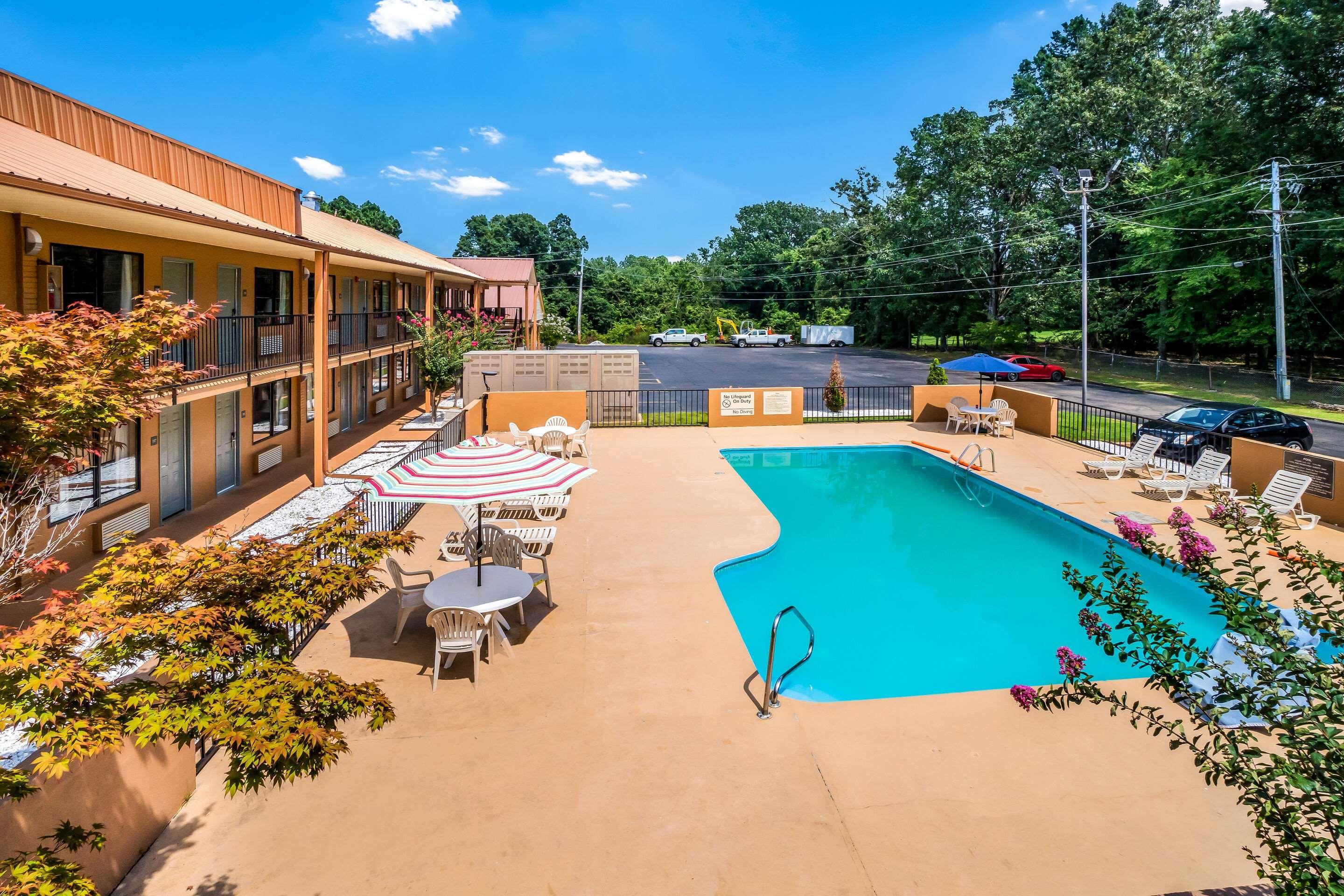 Quality Inn & Suites Corinth West Zewnętrze zdjęcie